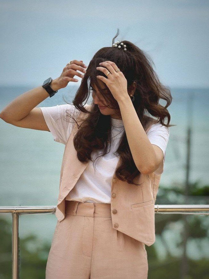 [776+] New & Stylish Girls DP For Instagram Free Download (2026)